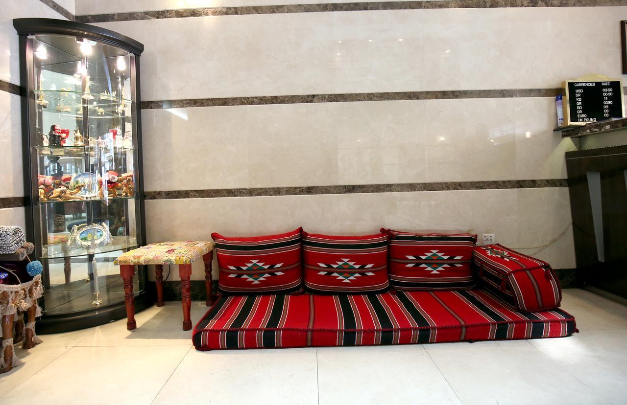 London Crown Hotel Dubai Eksteriør bilde