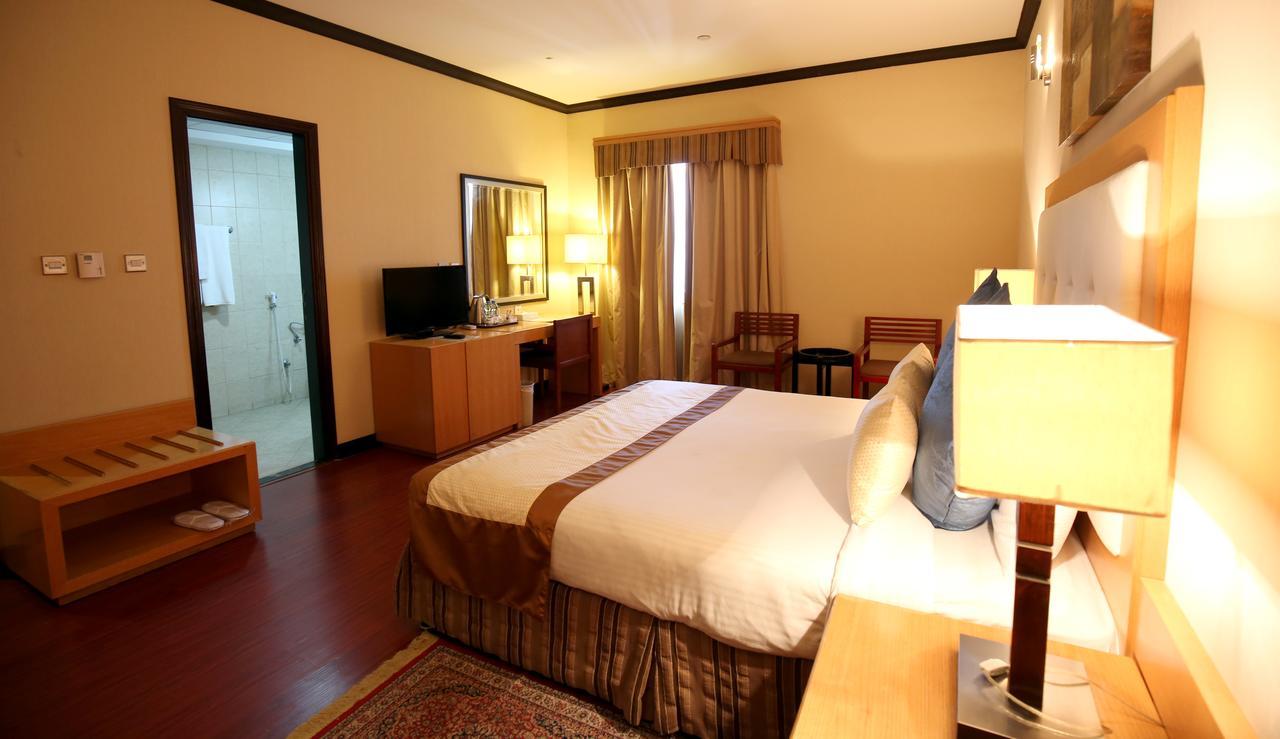 London Crown Hotel Dubai Eksteriør bilde