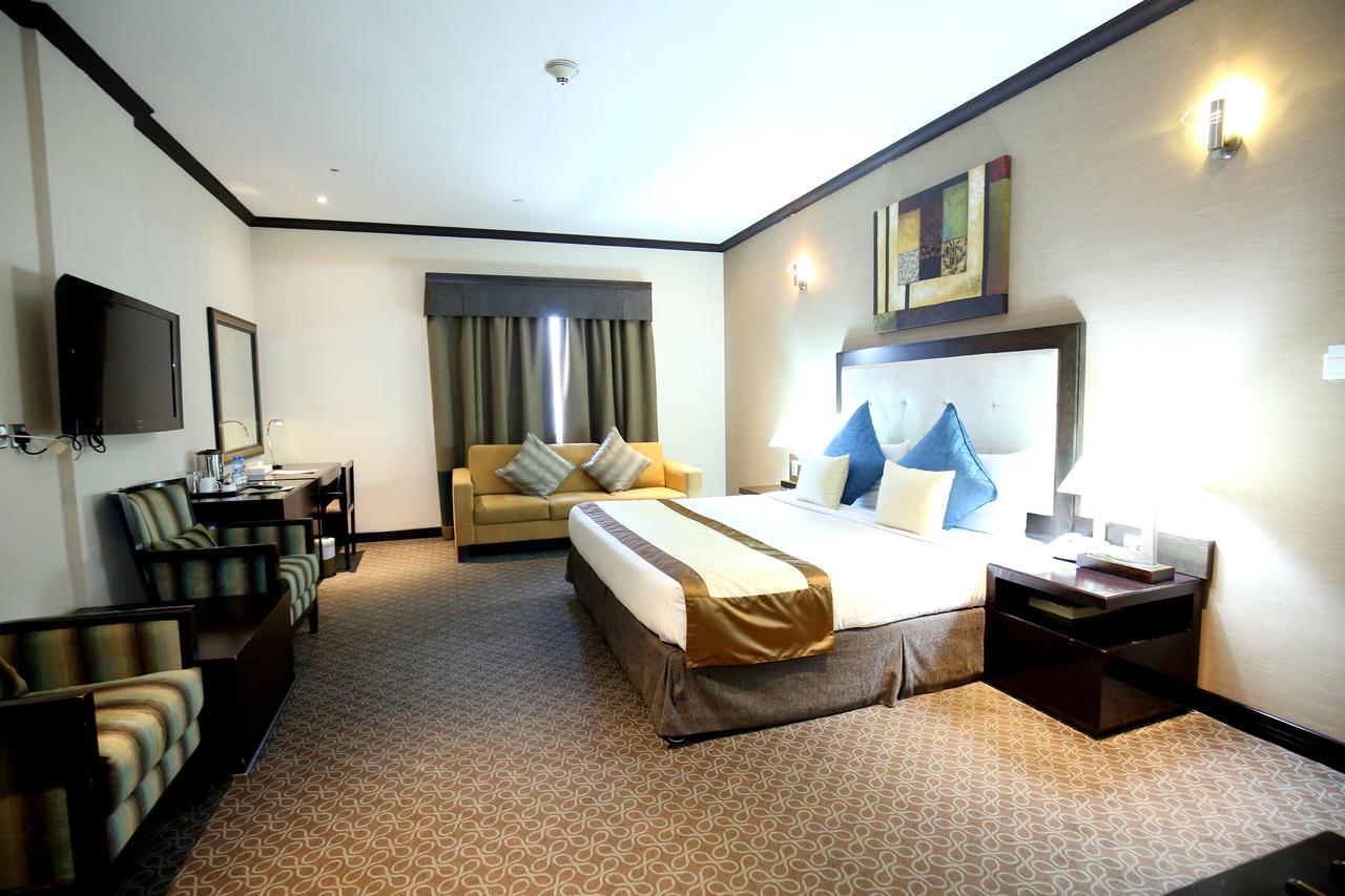London Crown Hotel Dubai Eksteriør bilde