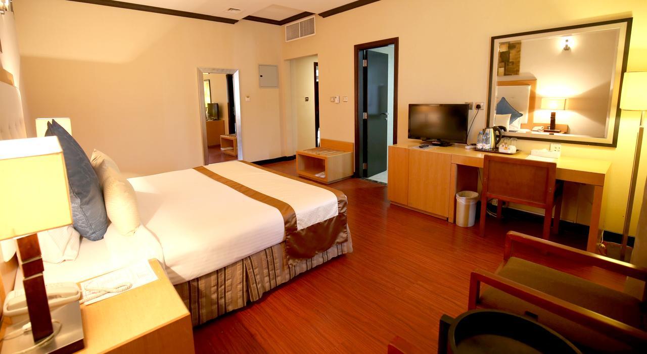 London Crown Hotel Dubai Eksteriør bilde