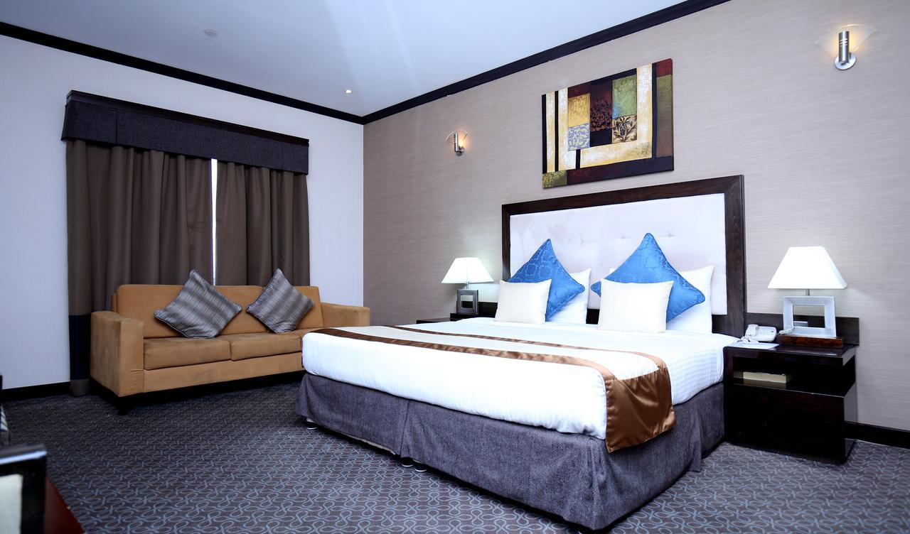 London Crown Hotel Dubai Eksteriør bilde